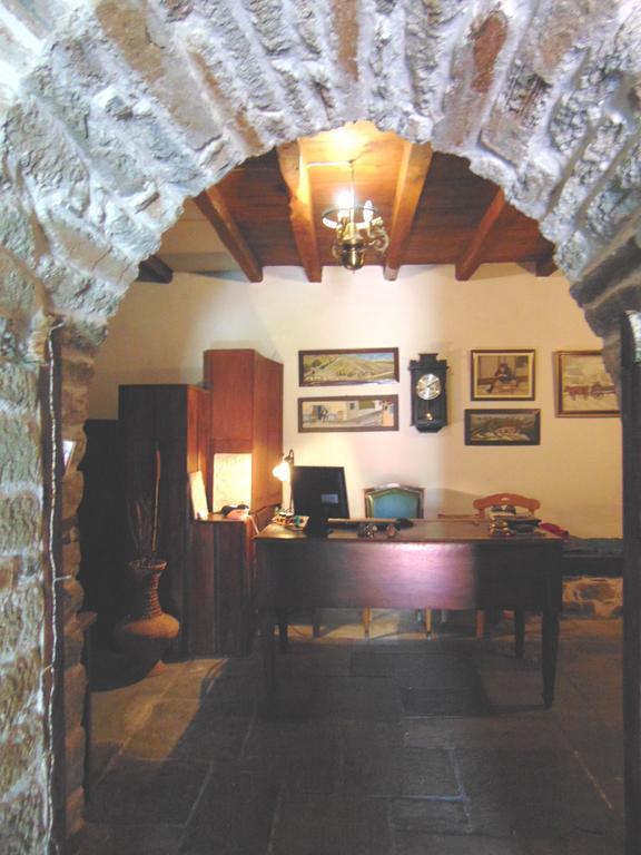Hotel Archontiko Parisis à Lafkos Extérieur photo