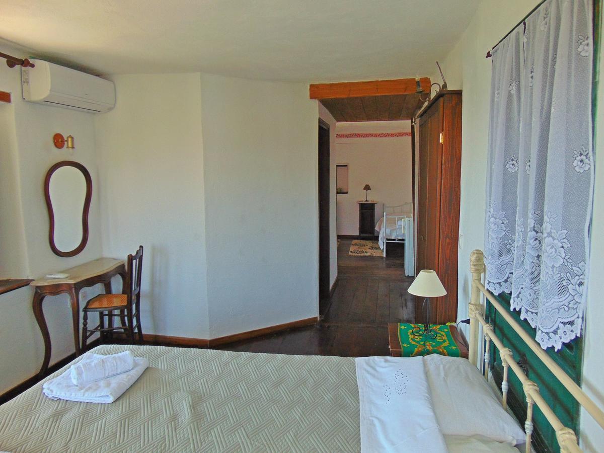 Hotel Archontiko Parisis à Lafkos Extérieur photo